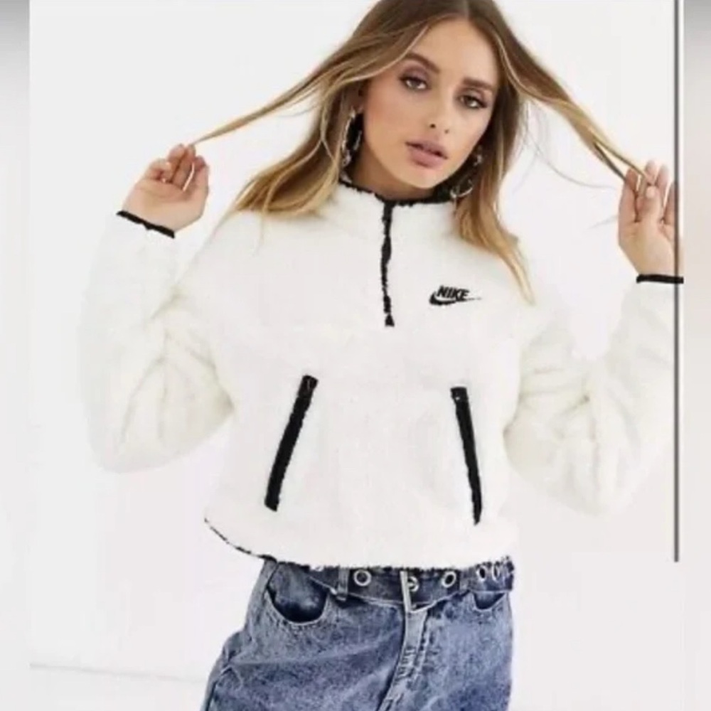 Nike Fleece Teddy Jacket in White and Black